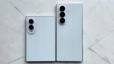 めっちゃ軽く感じるかも。Galaxy Z Fold8の重さが驚異的